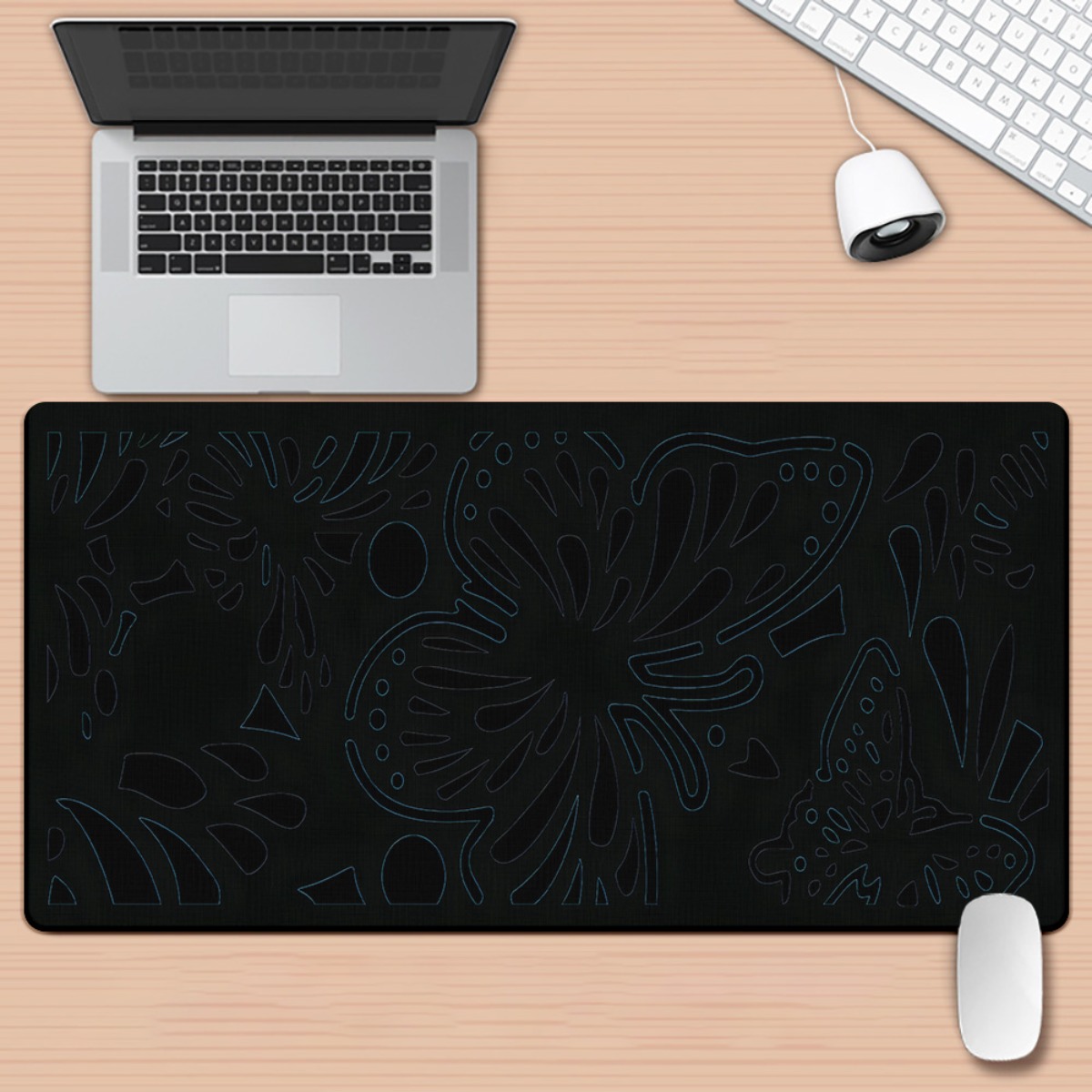 Gaming Keyboard Brand - Tappetino da Scrivania in Ferro Nero